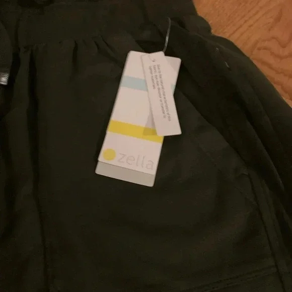 Nordstrom Zella Army Green Cotton Shorts Size Small - Picture 5 of 7